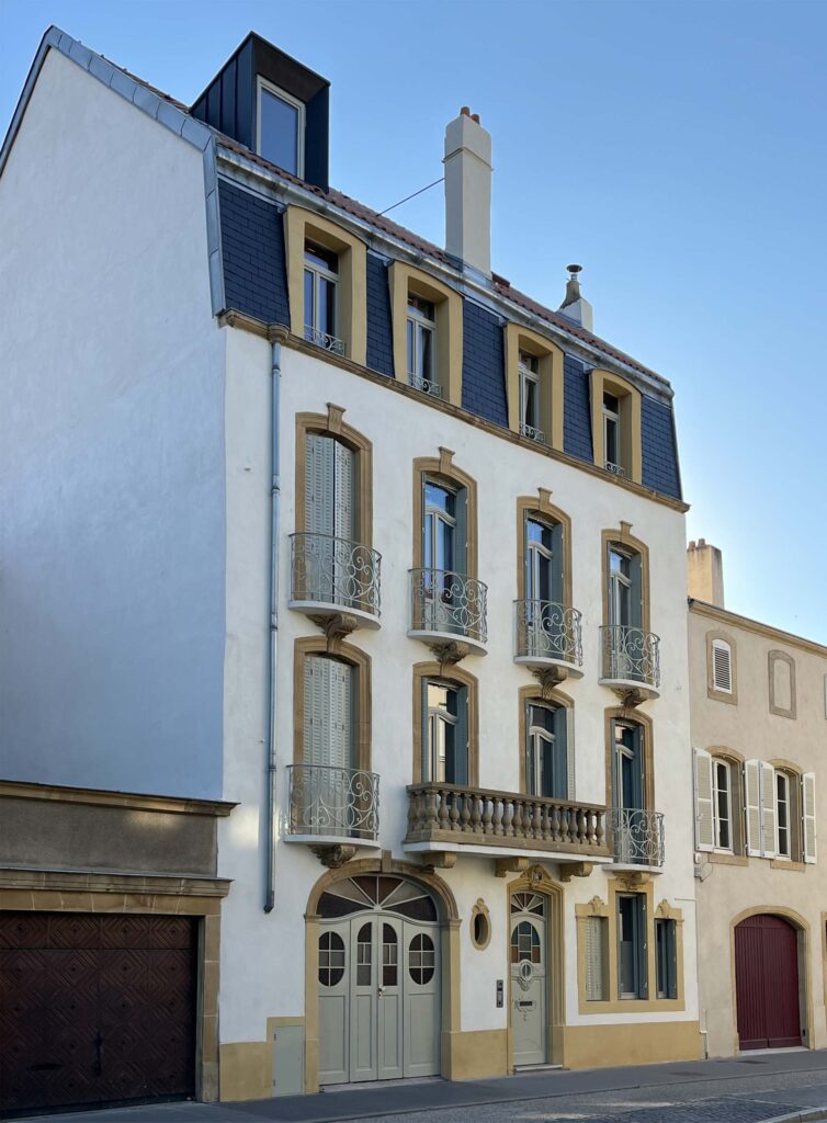 Metz Benedictins escaliers extérieur